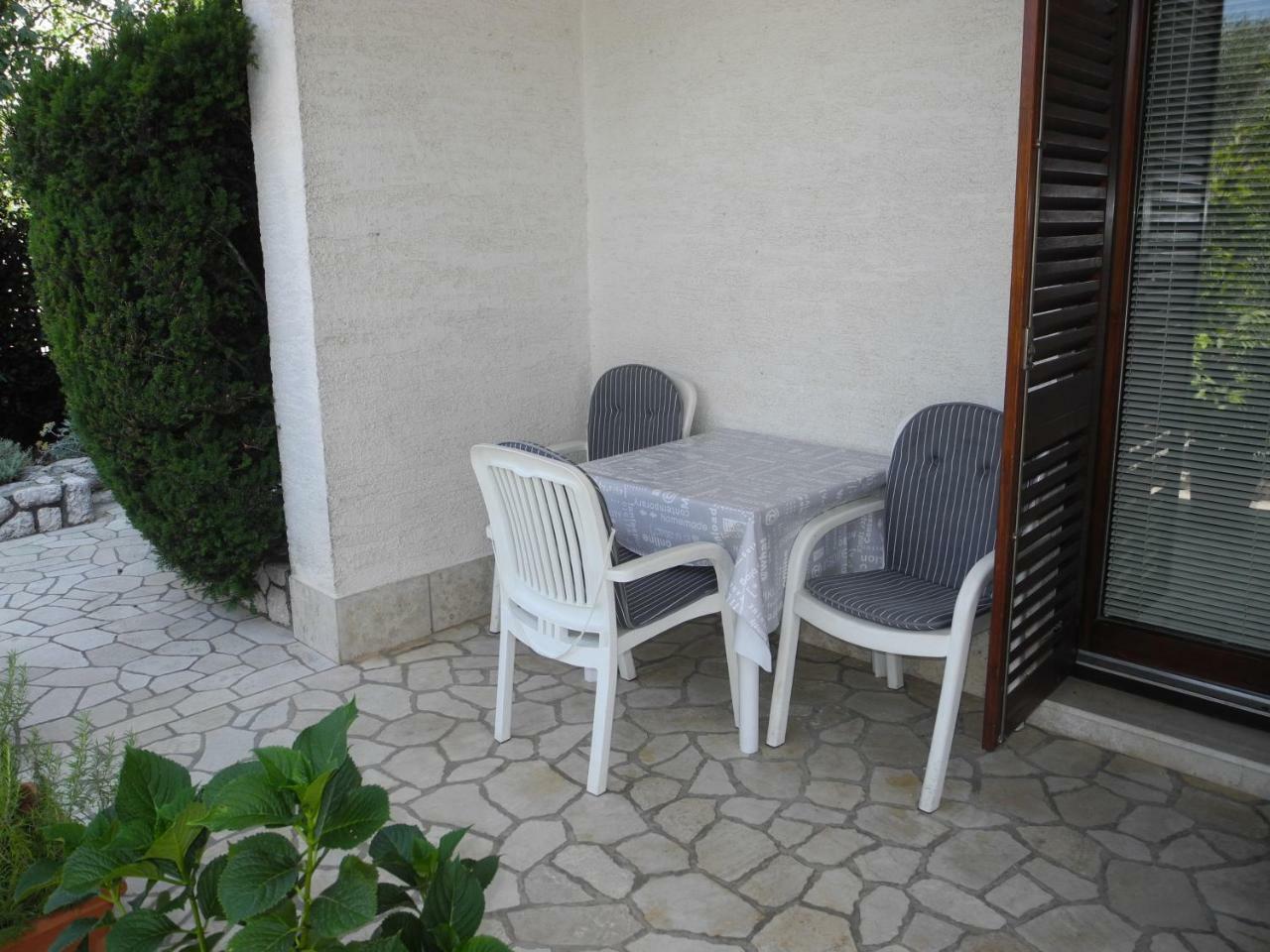 Apartments Boti Dramalj Exterior foto
