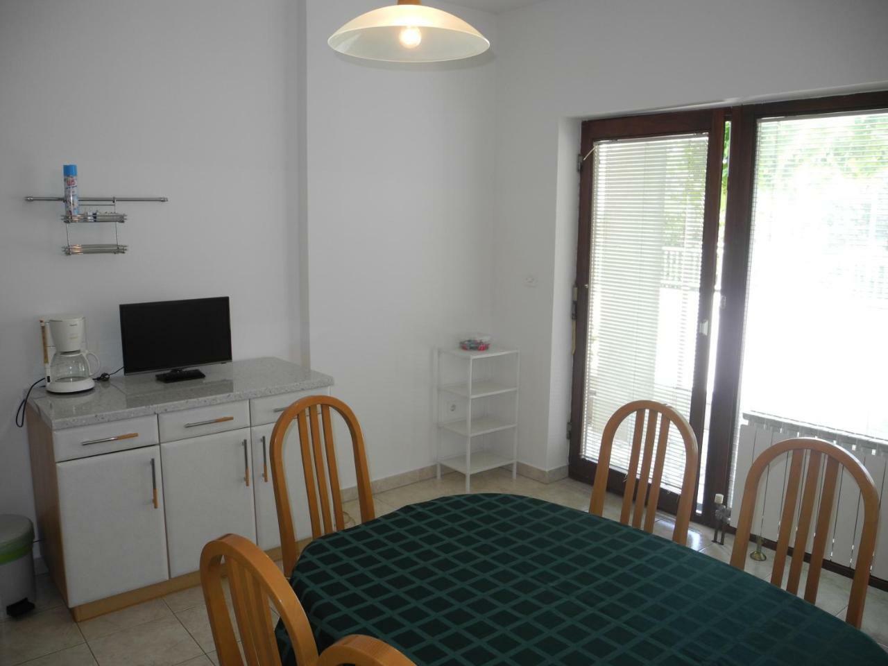 Apartments Boti Dramalj Exterior foto
